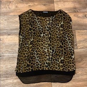 Flowy sleeveless cheetah print blouse